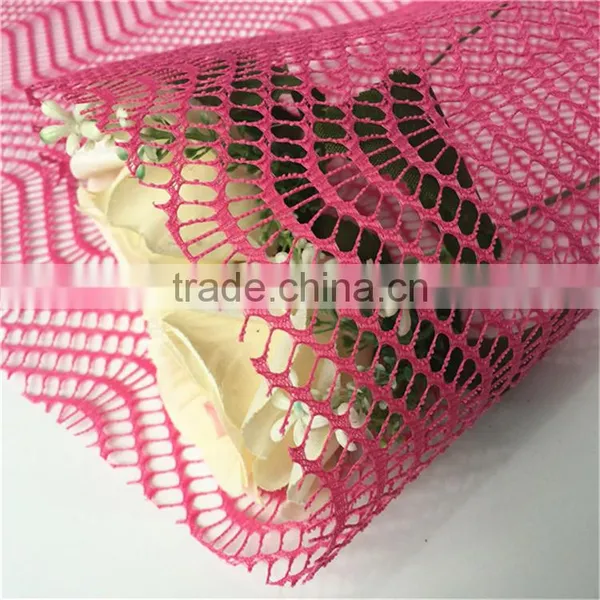 Colored 100% Polyester Knitted Flower Wrapping Wave Mesh photo-4