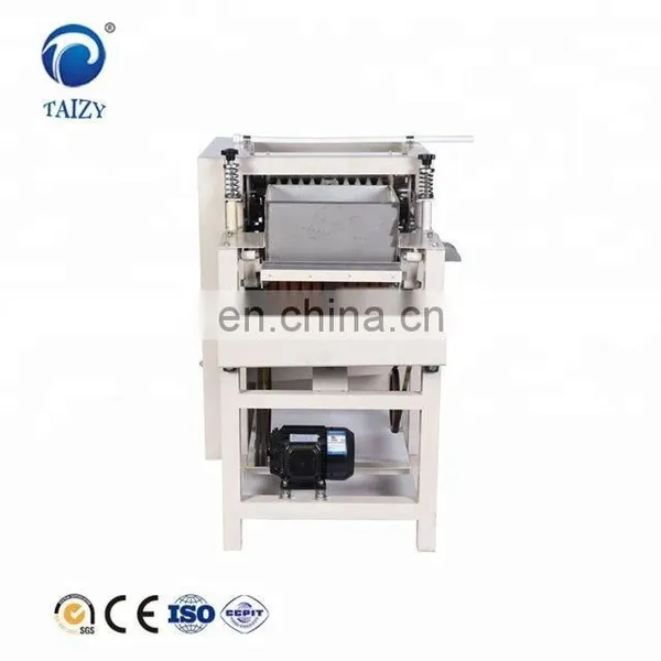 Wet Type Wet Way Almond Nut Peeler Peanut Red Skin Peeling Machine Wet Peanut Peeling Machine photo-3