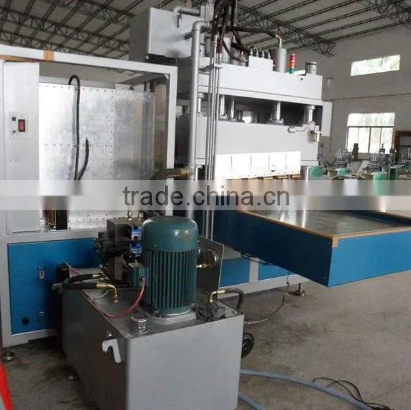 PET Plastic Box Creasing and Cutting Machine