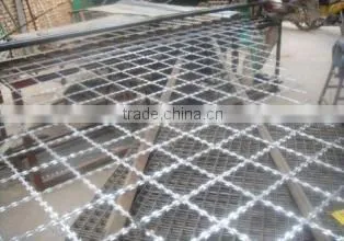 Hot Sale Galvanize Razor Barbed Wire photo-2