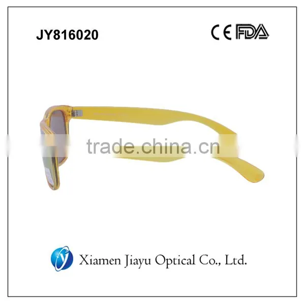 Yellow Unisex Fashion Polycarbonate Sunglasses photo-3