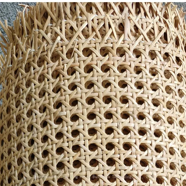 China Factory Natural Ture Rattan Cane Weaving Webbing Rolls for Dinning Furniture Chairs Cabinet Doors photo-2