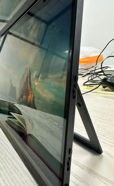 18.5-inch Dual Screen Portable Monitor photo-3