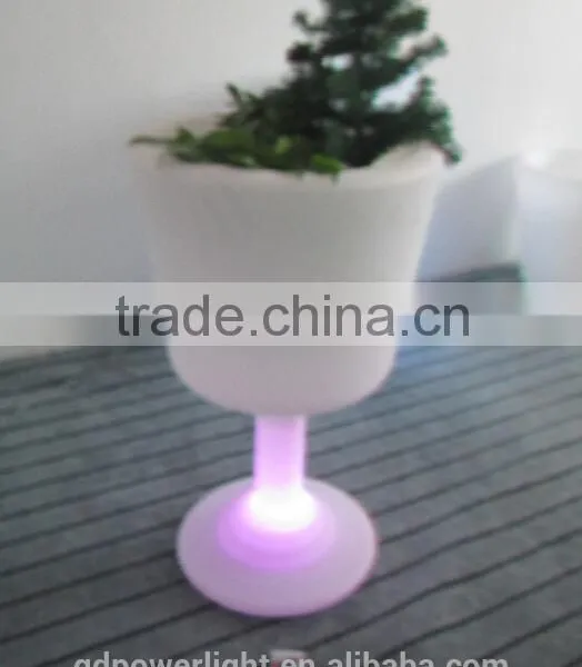 PE Plastic Flowerpot With LED Light YXF-4576A photo-4