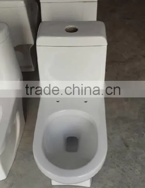Chaozhou Ceramic Toilet Siphonic One Piece Toilet Toilet Bowl photo-4