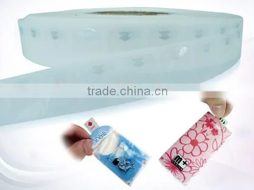 Resealable Handkerchief Label Custom Wet Tissue Packaging Adhesive Label