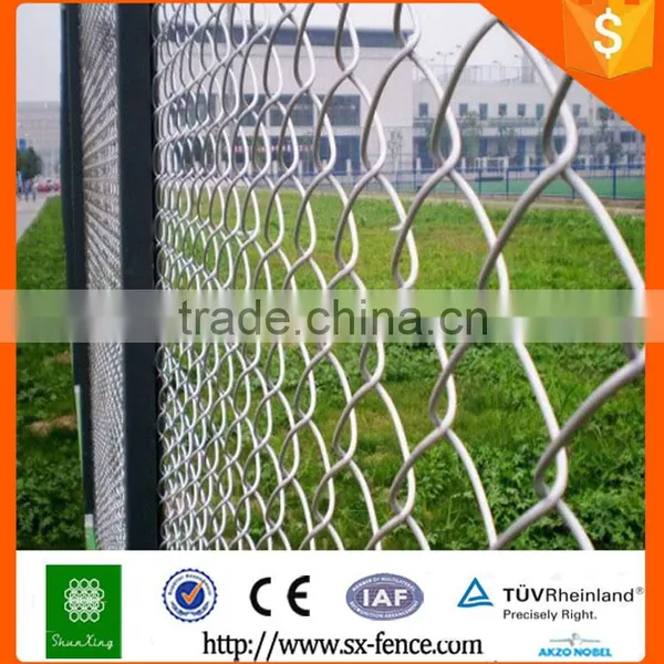 China Factory Green Color Pvc Wire Chain Link House Garden Fence photo-4