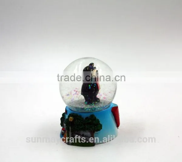 Wholesale Custom Canada Souvenir Snow Globe for Sale photo-6
