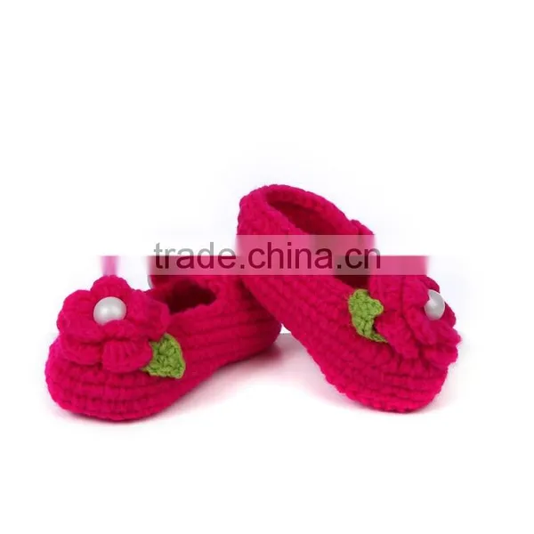 Green Leaves Embellished Hand Made Crochet Knitting Flower Girl Shoes photo-4