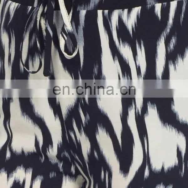 Wholesale Tribal Ethnic Digial Print Knitted Winter Warm Leggings for Ladies photo-4