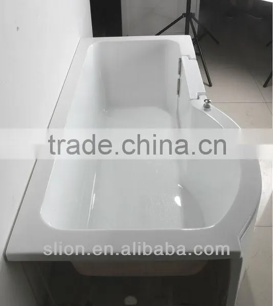 New Designed Walk in Bath P Shaped Acrylic Bathtub photo-2