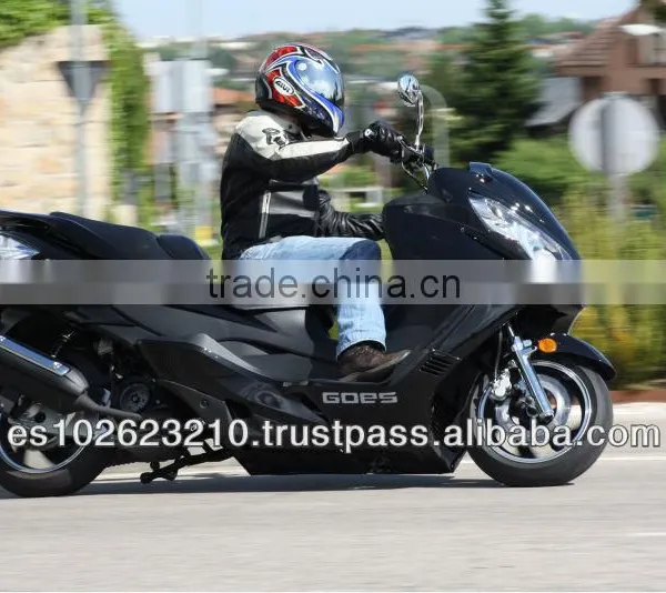 SCOOTER GOES BRAND photo-5