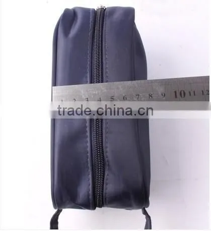 Deluxe Microfiber Small Handle Tool Pocket or Toiletry Bag photo-4