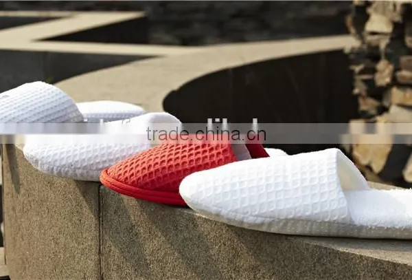China Factory Cheap Wholesale Slipper, Waffle Bath Slipper for Hotel & Home Use photo-4