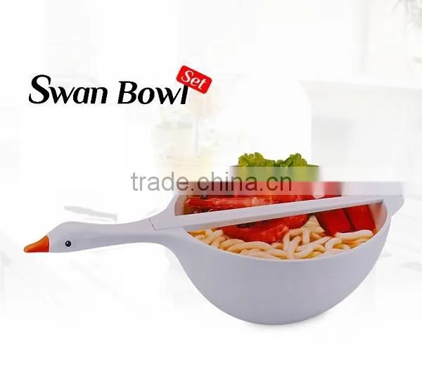 Creative Plastic Swan Bowl Set