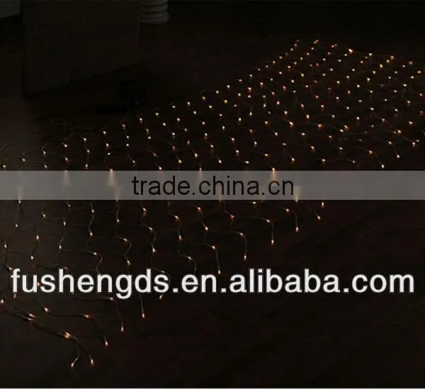 Solar Powered Christmas Net Light for Wall Decoration photo-5