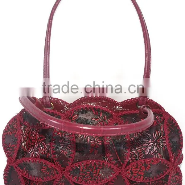 China Handbag Manufacturer Leather Produce Cowhells Material Durable Use Handmade Crochet Design photo-6