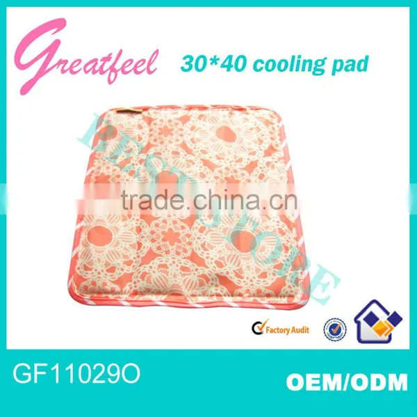 Cooling Theater Mat Made of Phase Change Material