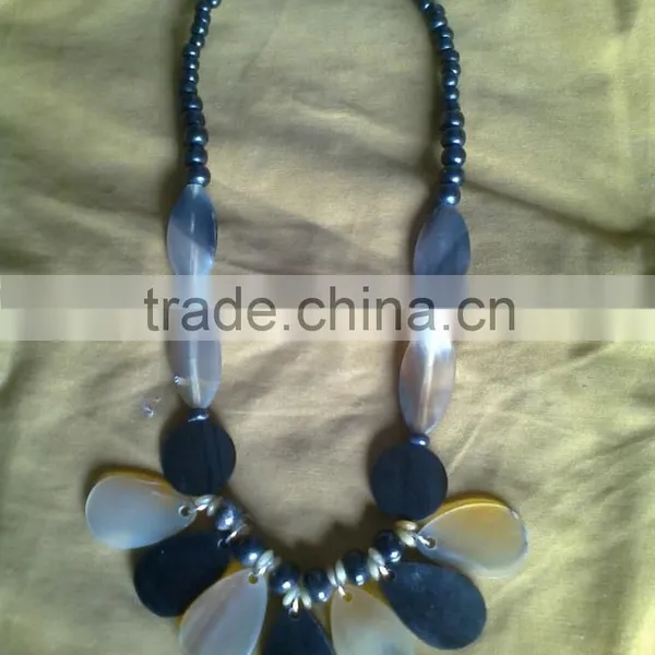 Fashio Necklace/Buffalo Horn Beaded Necklace/Fashion Jewelry/Latest Model Pendant Necklaces photo-3