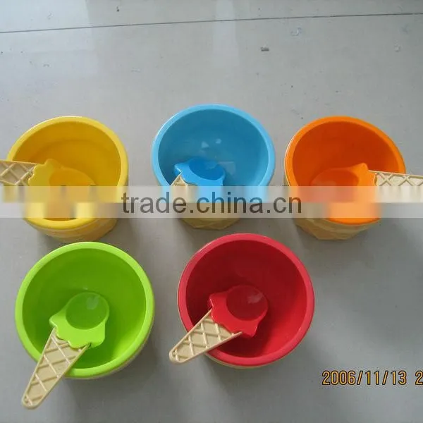 Factory Directly Sell Double Wall Plastic Ice Cream Cup Set photo-3