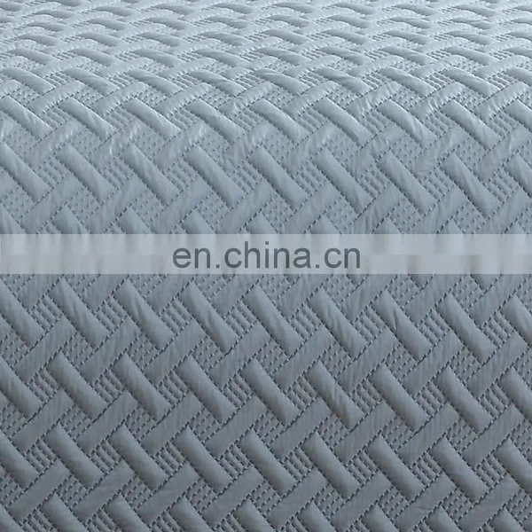 3pc Ultrasonic Embossed Solid Microfiber Queen King Size White Customized Wholesale Quilt Sets photo-2