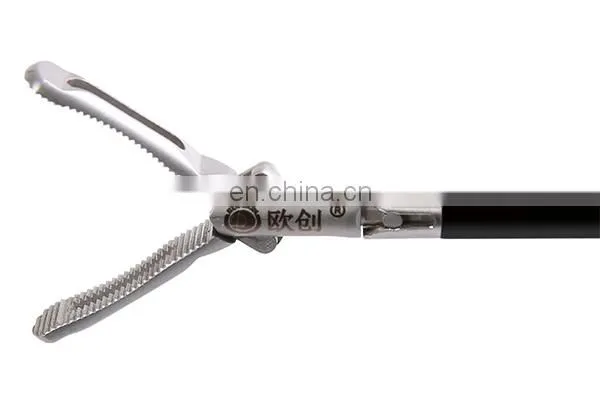 Laparoscopic Grasping Forceps With Insulated Handle Rachet Fenestrated Grasping Forceps Enestrated Grasping Forceps photo-5