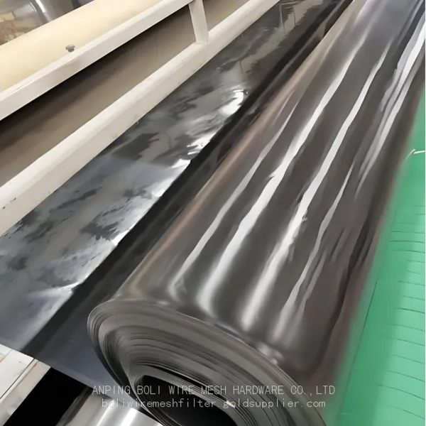 Produit phare : revêtement de bassin à poissons en LDPE, LLDPE, HDPE avec surface lisse, géomembrane pour les zones d'eau des terrains de golf, les lacs décoratifs et les aquariums BOLI photo-3