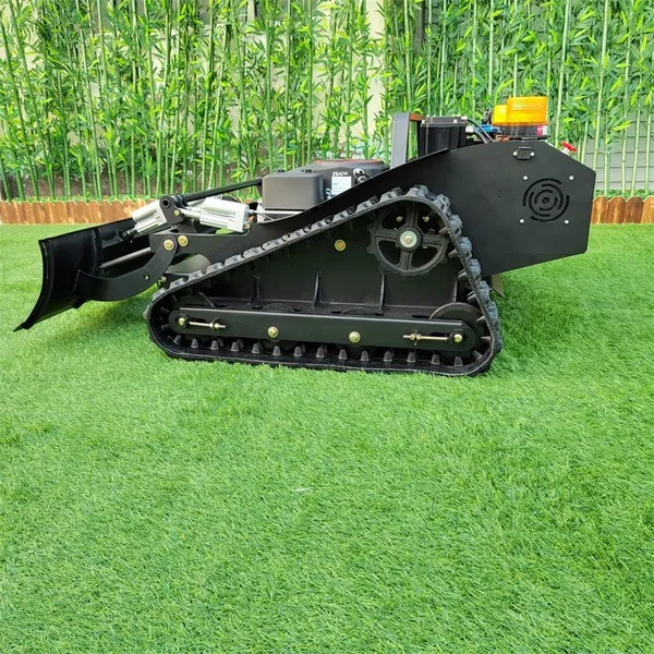 Gasoline Engine Adjustable Cutting Height 10-150Mm Travel Speed 0~6Km/H Mower Remote Control photo-3