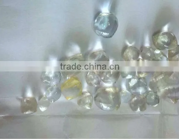 WHITE COLOUR DIAMOND ROUGH-0.10-0.50CTWSIZE-100CTWLOT