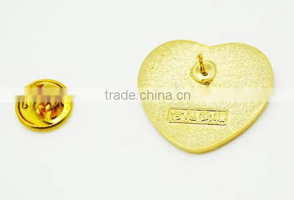 Customized Heart Shaped Gold Plated Lapel Pins photo-4