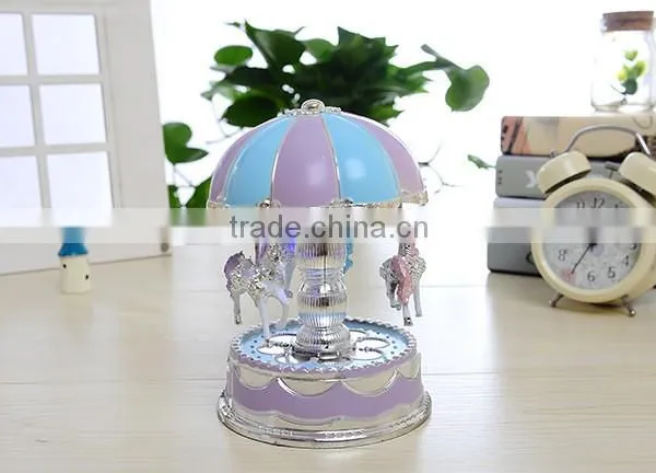 Wood Craft Carousel Music Box Lover Christmas Gift Flash Light Music Box photo-3