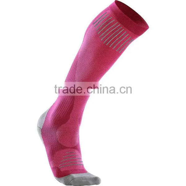 ZT-05 OEM Knee High Graduated Compression Socks For Women and Men - Best Medical, Nursing, Travel & Flight Socks -15-20mmHg photo-4