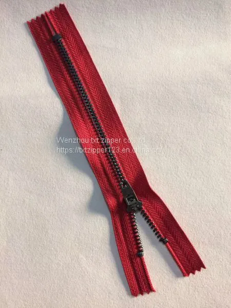 TXT Brand YG5 Metal Brass Zipper With Antique Brass Teeth Close End for Jeans
