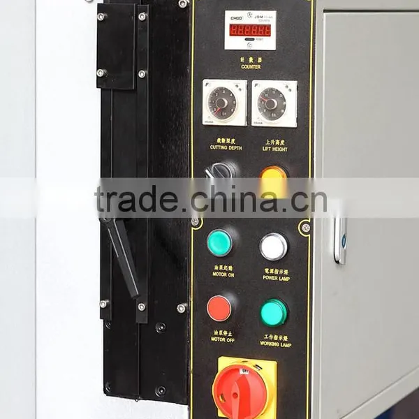 Best Popular High Efficient Movable Head Clicker Press Machine photo-3