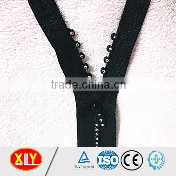 High Quality Custom Pull Plastic Diamond Zipper , Clothing Zipper photo-6