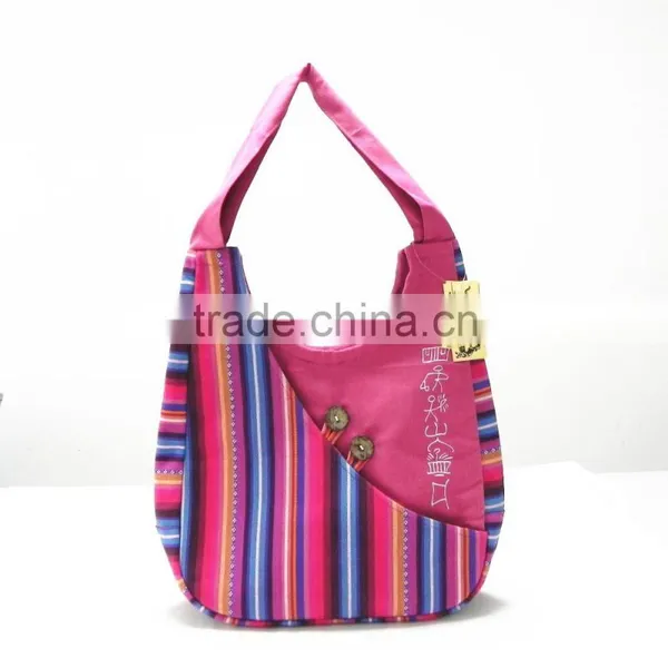 Yunnan Ethnic Style Messenger Bag Manufacturer