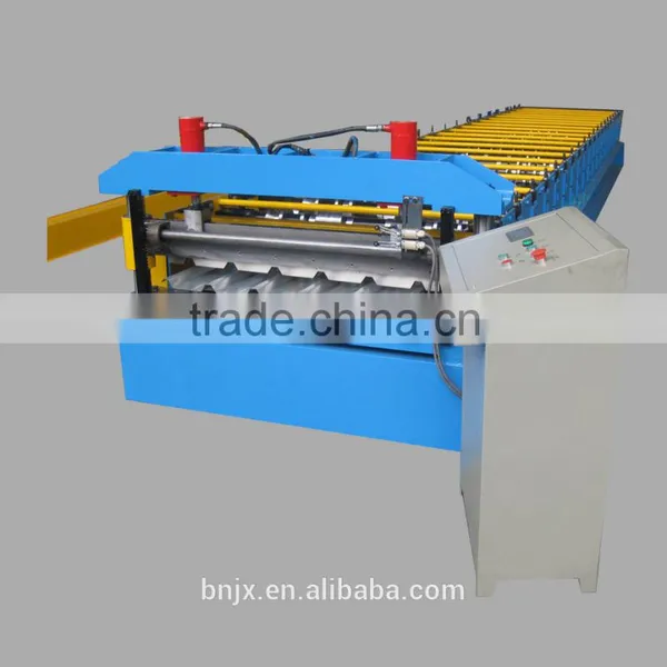 China Cnc Inner Roof Sheet Roll Forming Machinery