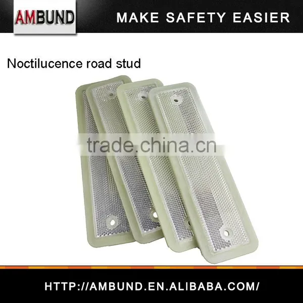 New Luminescence Plastic Road Stud With Double Sides Reflector photo-2