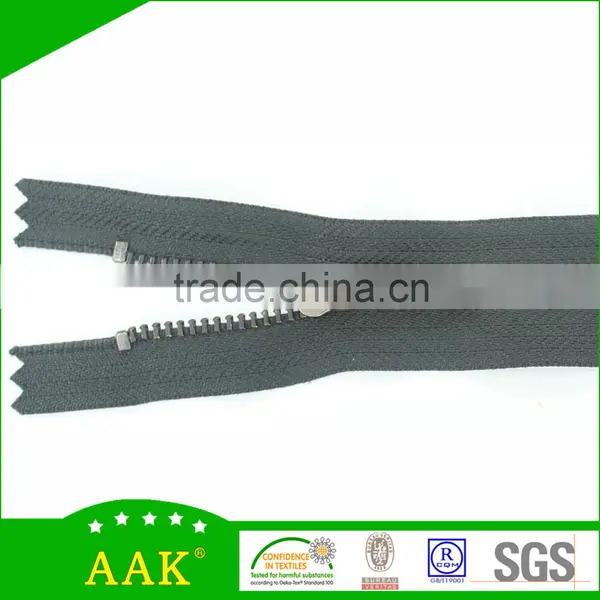 Factory Direct Wholesale 3# Gun Metal Y Teeth Close End Zippers With Puller A3M028 photo-2