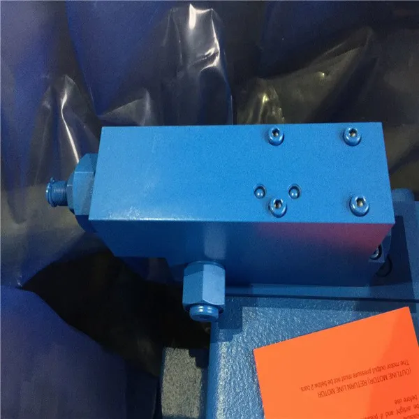 Eaton Vickers PVXS-250-M-R-DF-0000-000 Variable Displacement Piston Pump photo-3