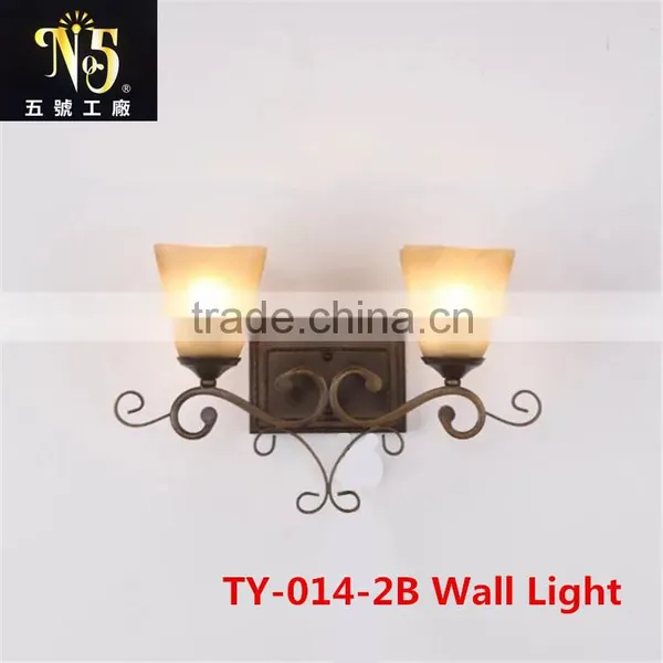 American Style Classic Iron Art Wall/Pendant Light With Pattered Lampshade For Home/Hotel/Coffee House Decoration photo-5