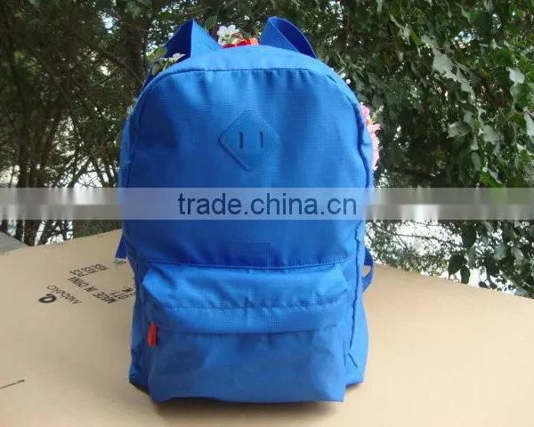 2016 Factory Wholesale Backpack Nylon Waterproof Backpack Fashion Blue Backpack