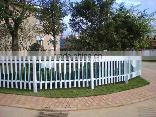 Custom Height and Colors Commercial Turfed Area Fence photo-6