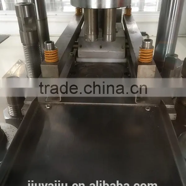 Four Column Hydraulic Press Machine Tablet Pressing Machine photo-4