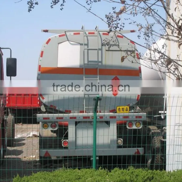 20L Sinotruk HOWO Chinese New 12wheels Oil Tank Truck photo-2