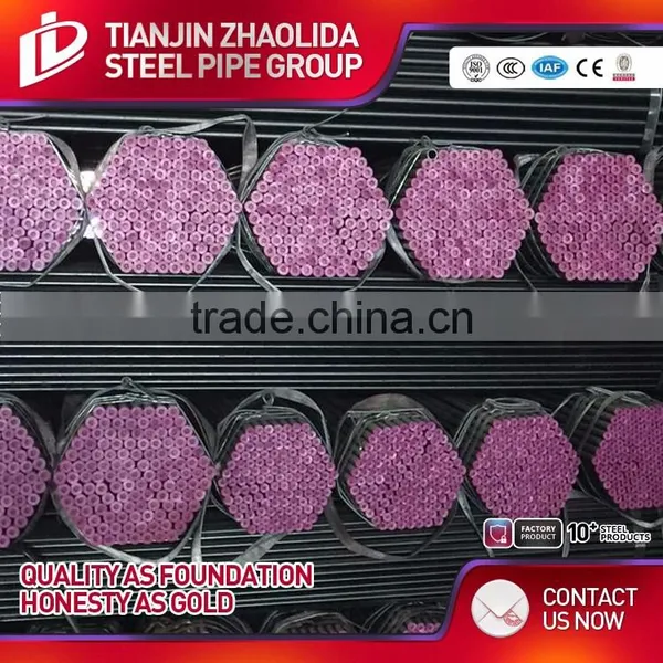 Q235 Q345 ASTM A53 , Length 6-12m ERW Black Welded Steel Pipe photo-2
