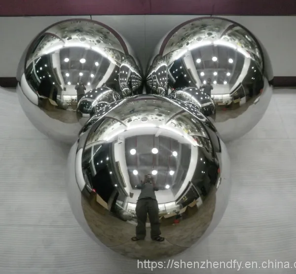ShiningstainlesssteelChristmasball
