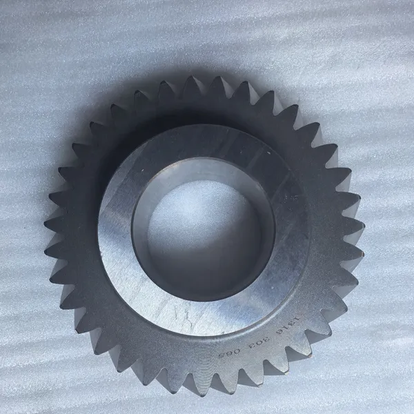GEAR 4TH SPEED 35 T. Suitable to ZF TRANSMISSIONS 1316303065 95531536 95002661 81 32302 0033 42532748 European Trucks photo-4