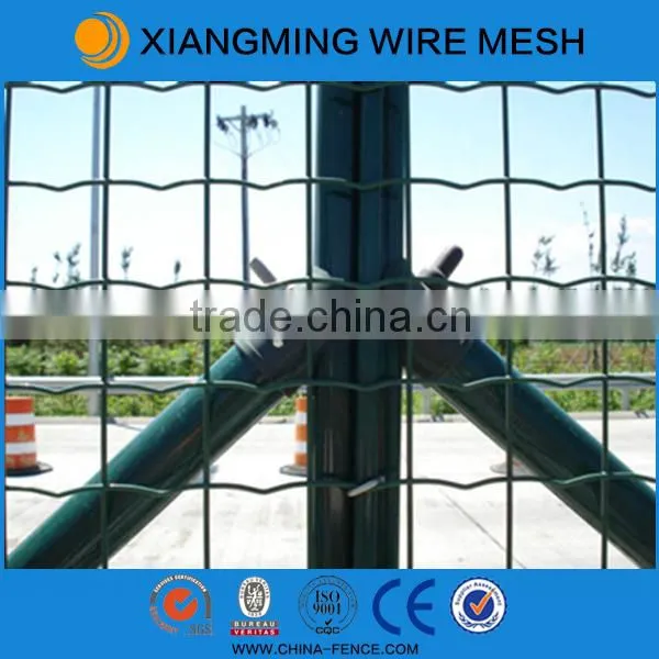 Outdoor Safety Mesh Fence Welded Wire Mesh Fence in Rolls photo-3
