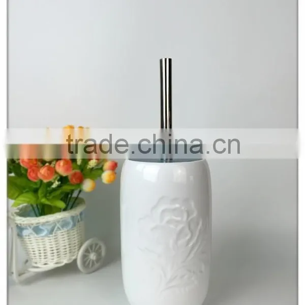 Embossed Rose White Ceramic Bathtroom Set photo-3